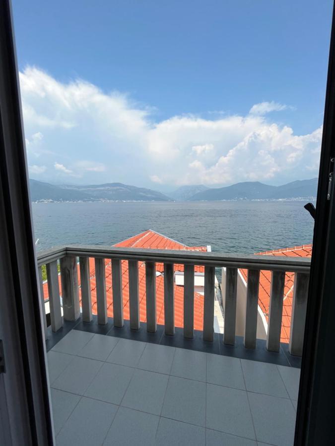 Casa Brilla Lejlighed Tivat Eksteriør billede