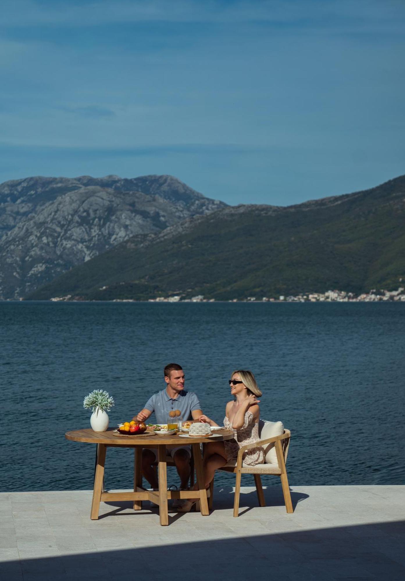 Casa Brilla Lejlighed Tivat Eksteriør billede