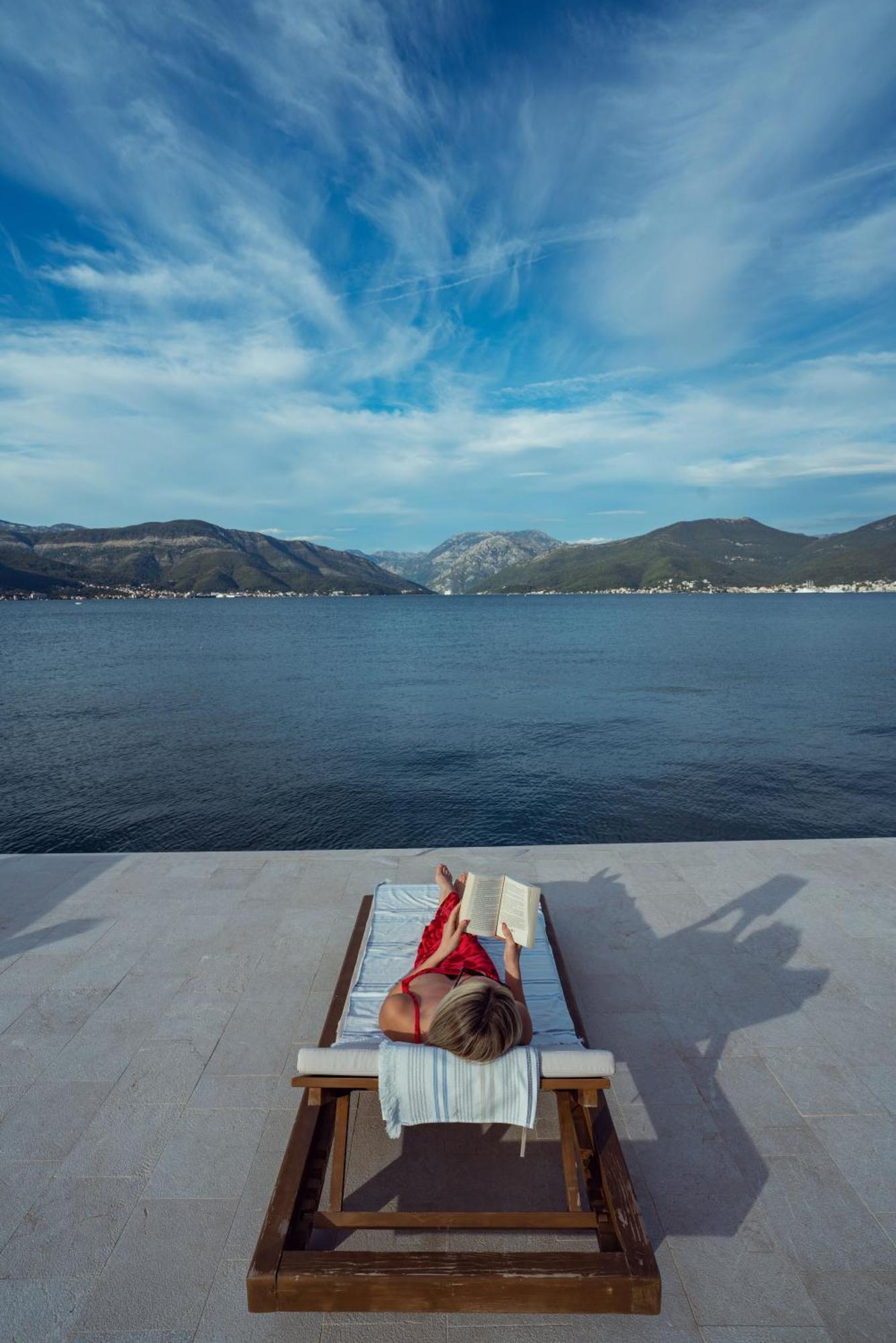 Casa Brilla Lejlighed Tivat Eksteriør billede