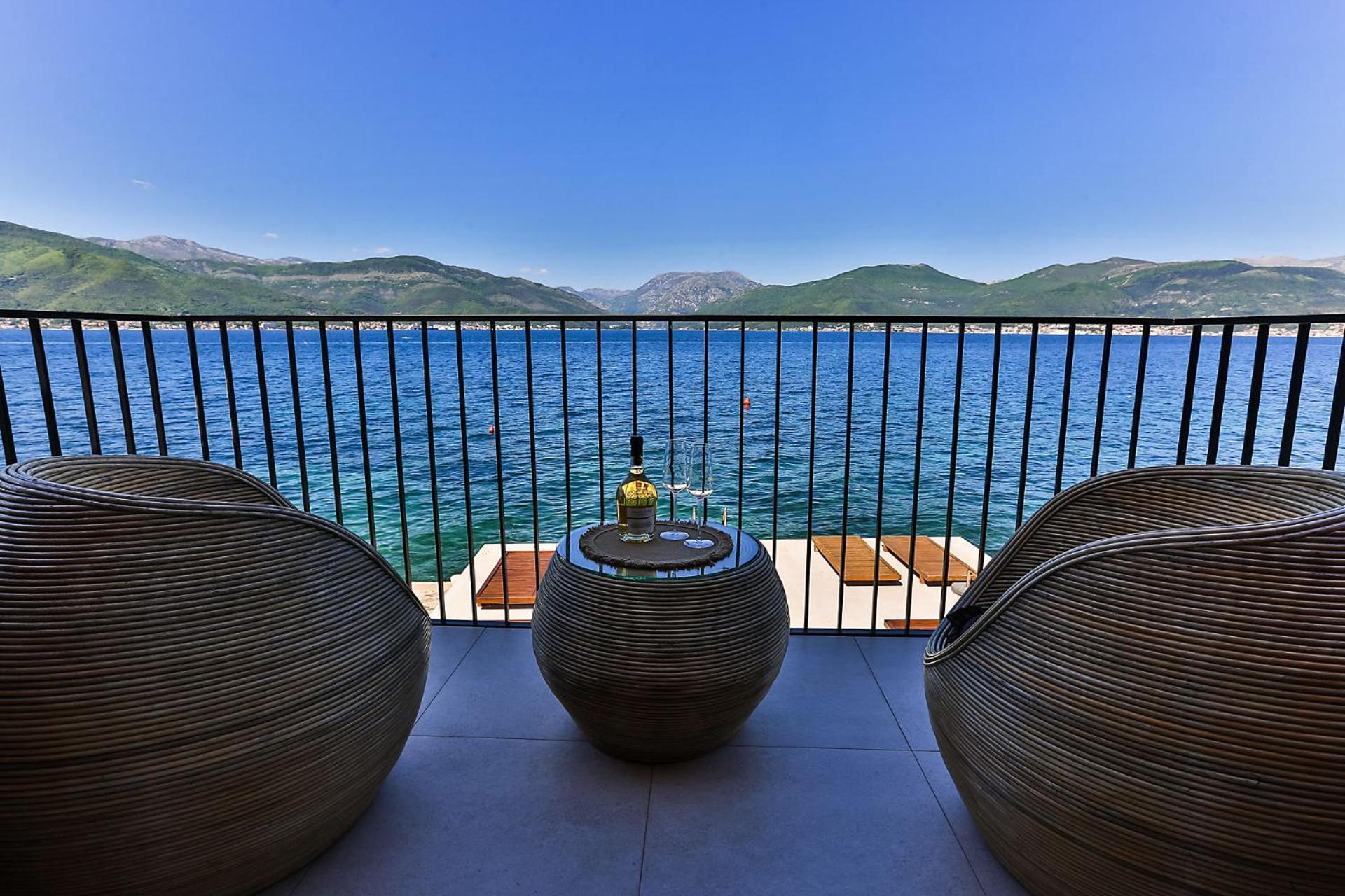 Casa Brilla Lejlighed Tivat Eksteriør billede