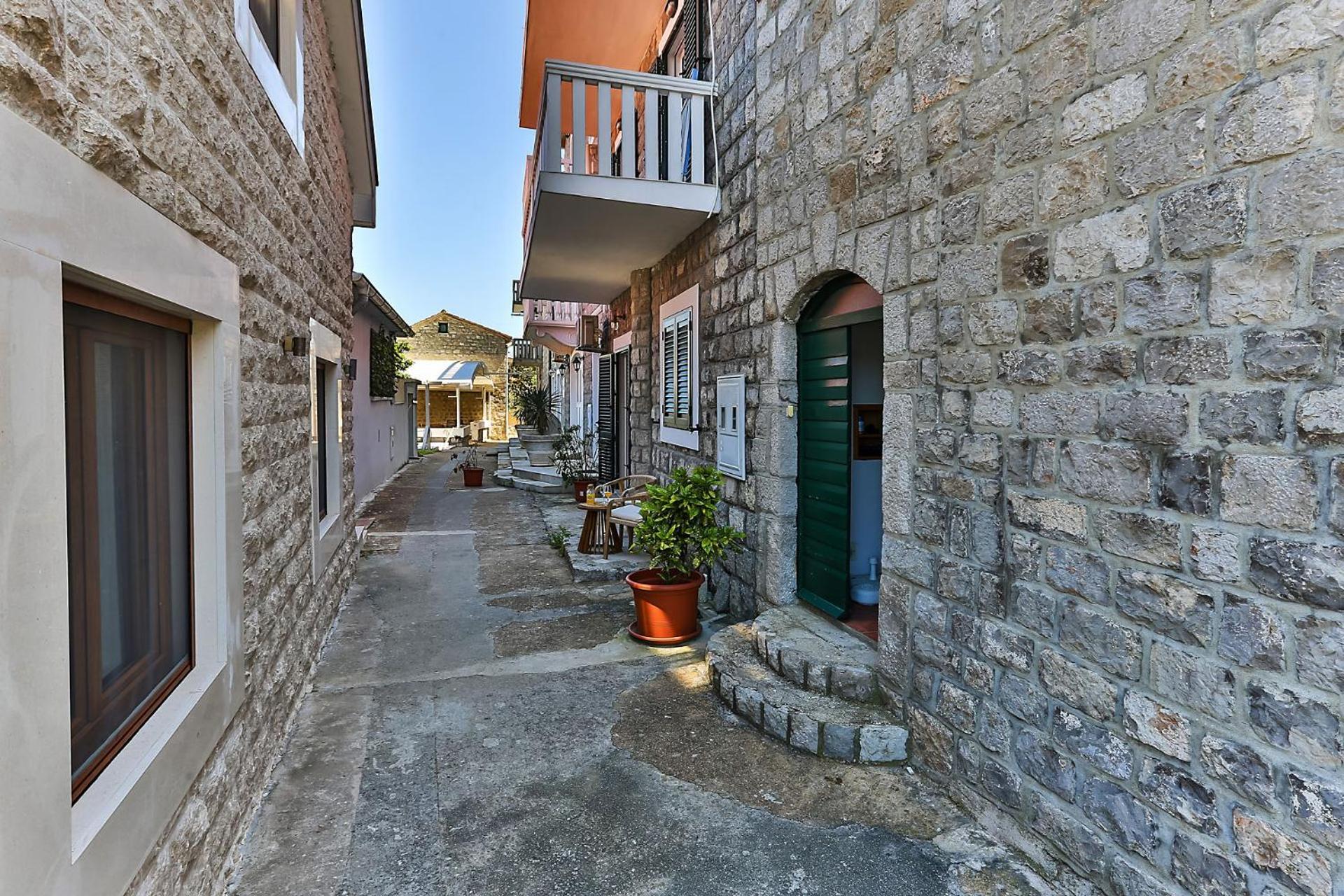 Casa Brilla Lejlighed Tivat Eksteriør billede